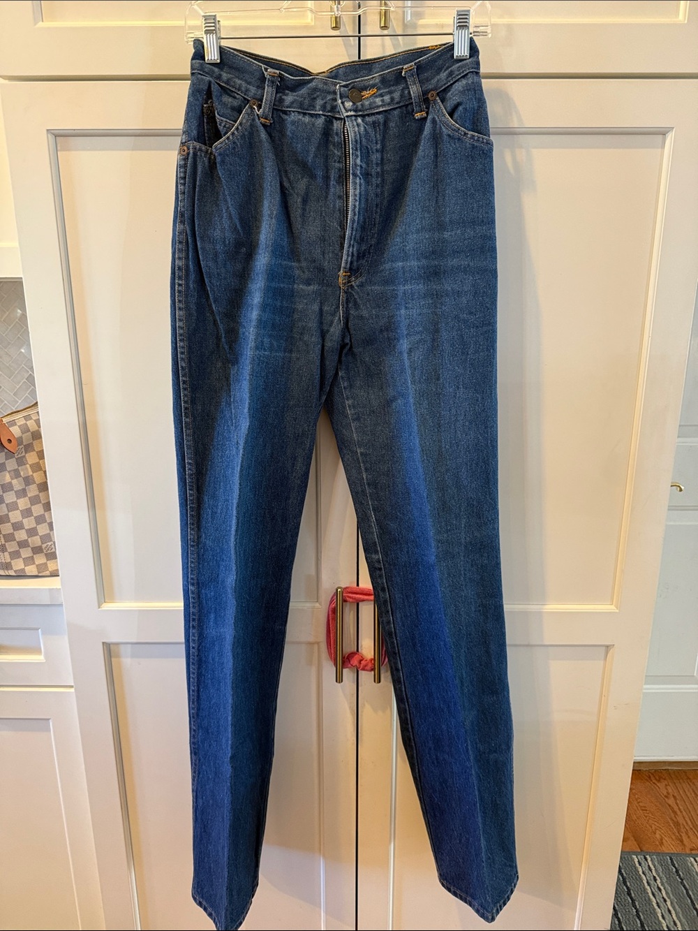 Vintage Chic Women’s Dark Blue Denim Jeans